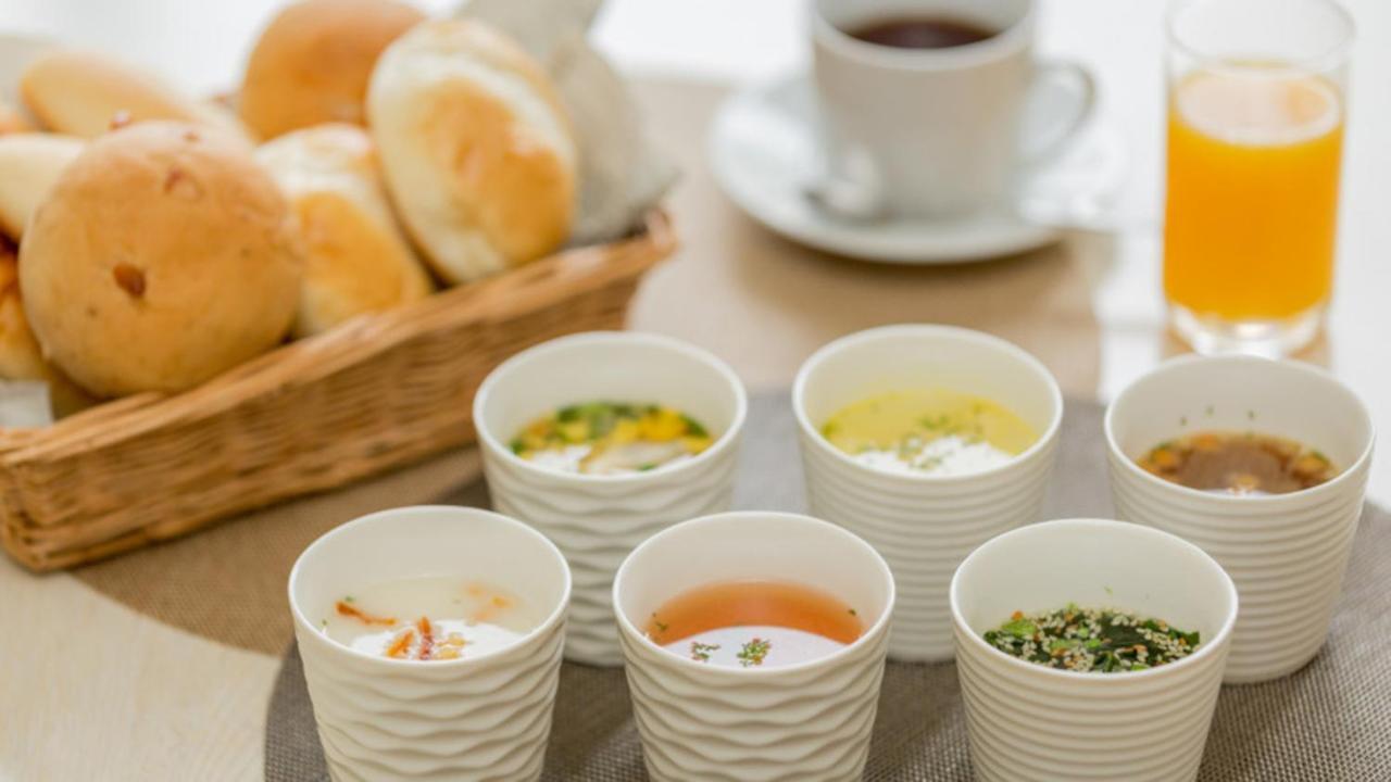 토요코 인 치바 에키마에 호텔 외부 사진